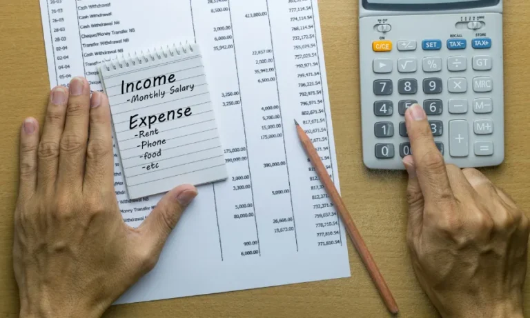 How to manage monthly expenses and save more